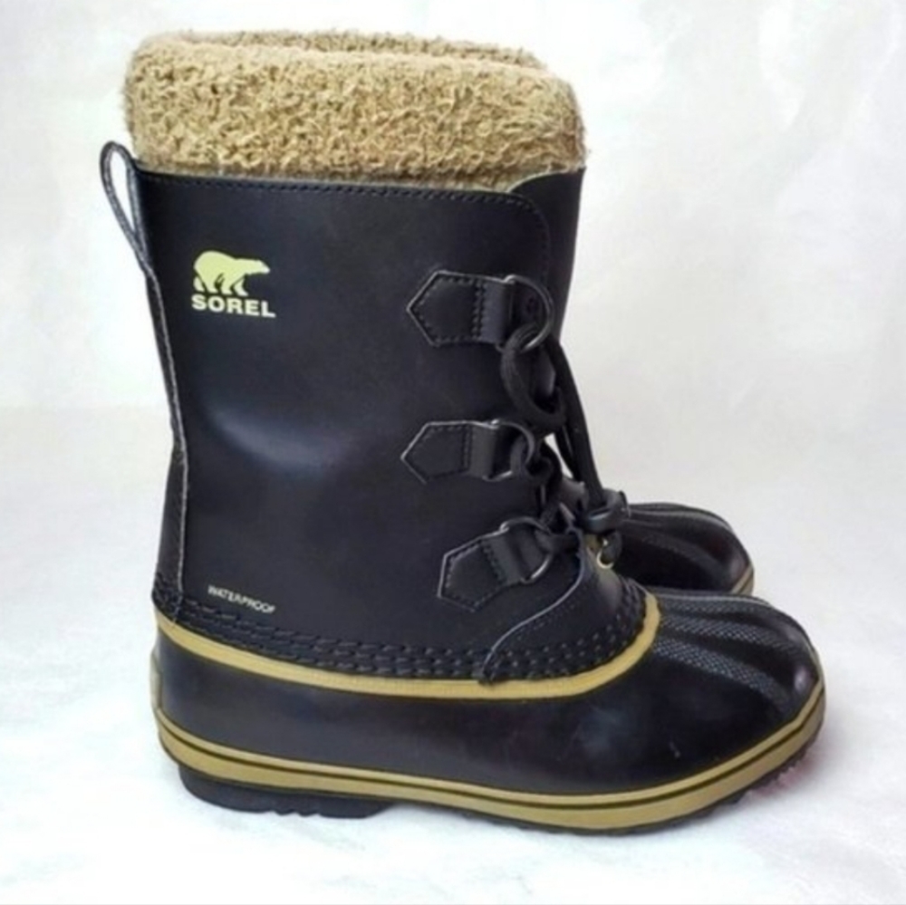Sorel black waterproof snow boots